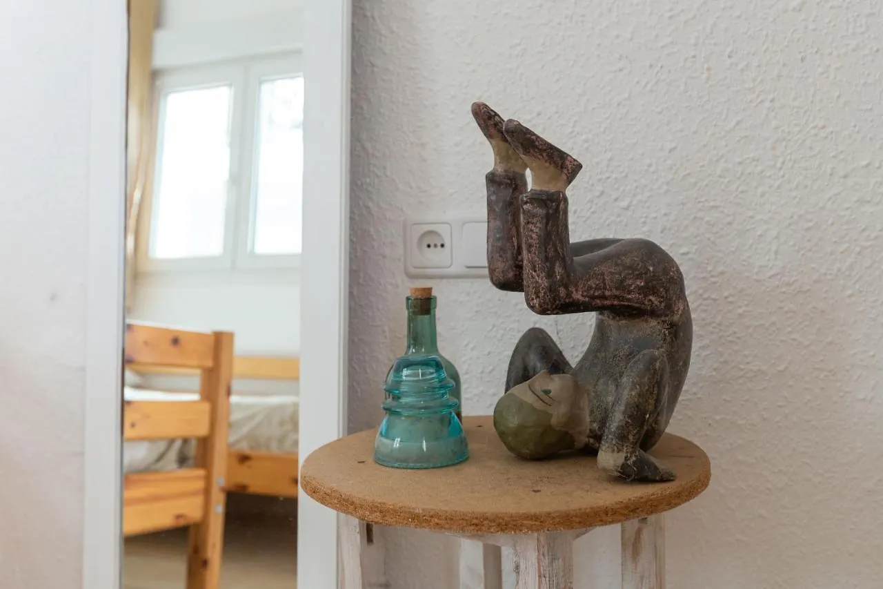 Central Apartment With Two Bedrooms And A Patio Malaga