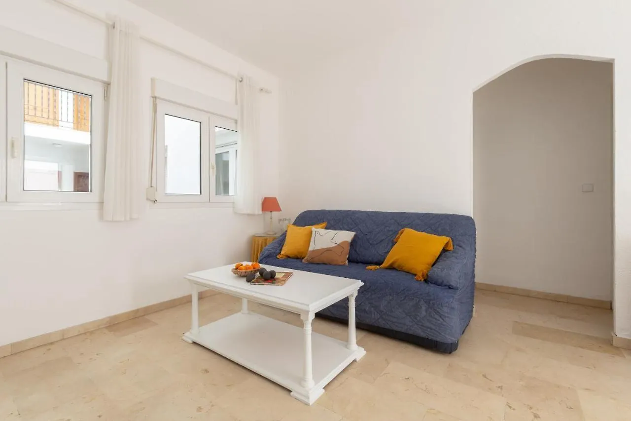 Central Apartment With Two Bedrooms And A Patio Malaga 0*,