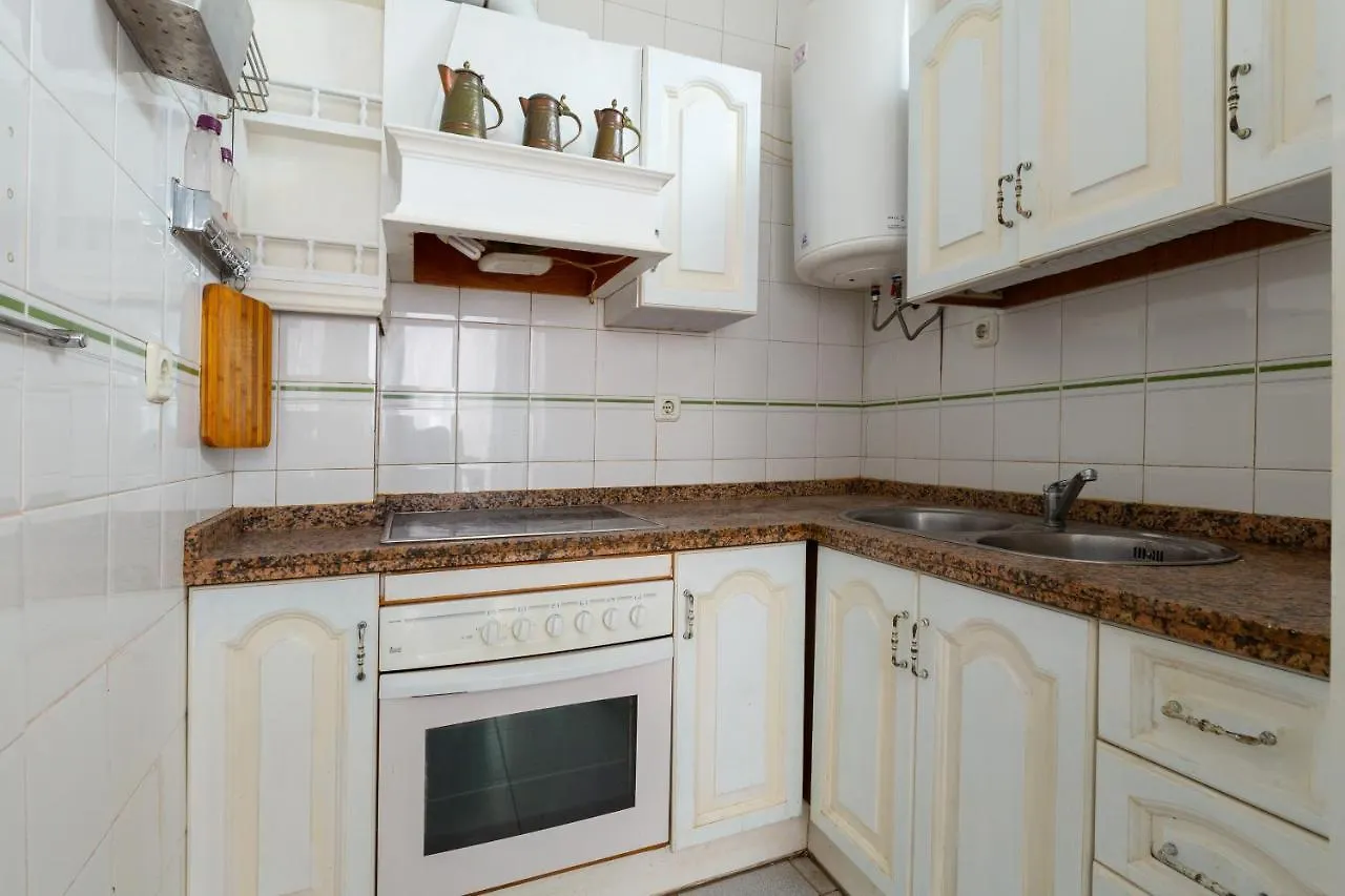 Central Apartment With Two Bedrooms And A Patio Malaga
