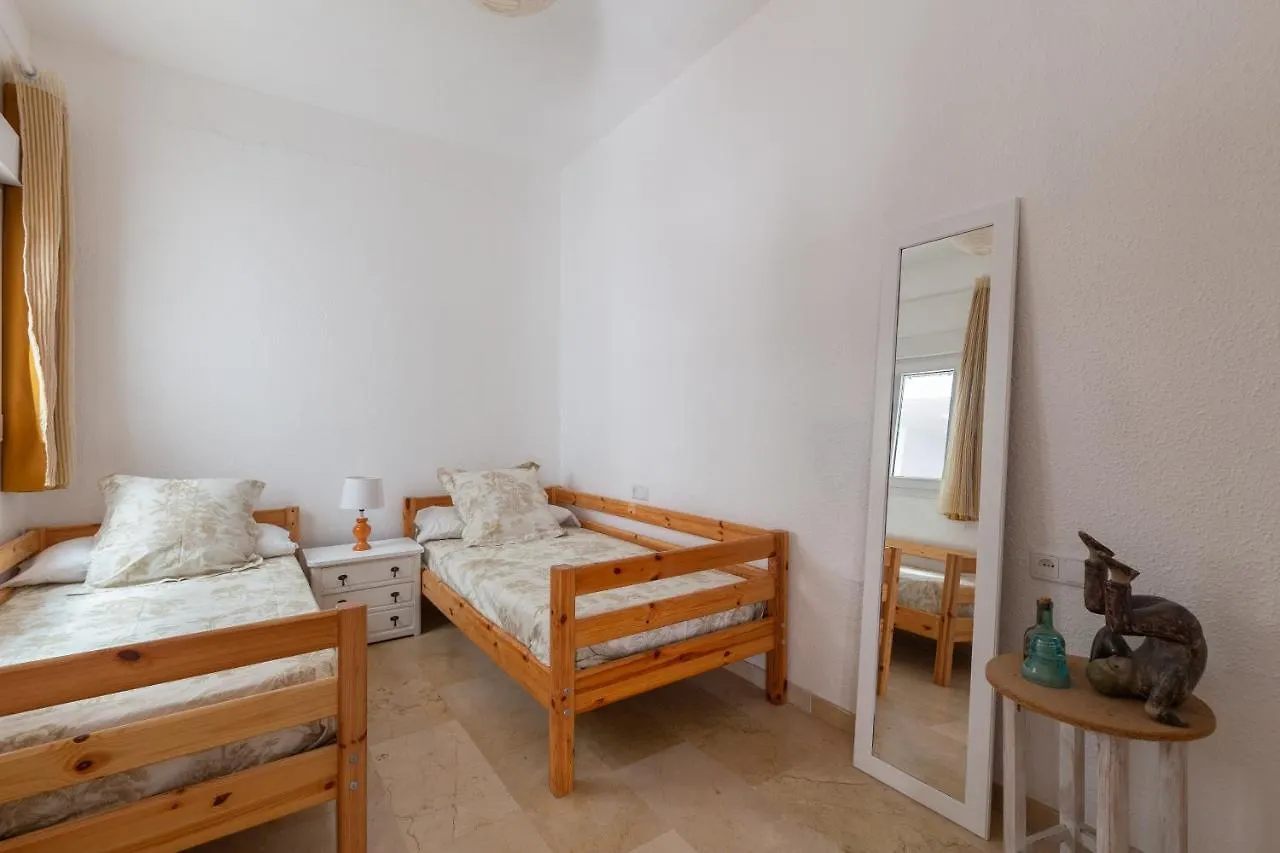 Central Apartment With Two Bedrooms And A Patio Malaga
